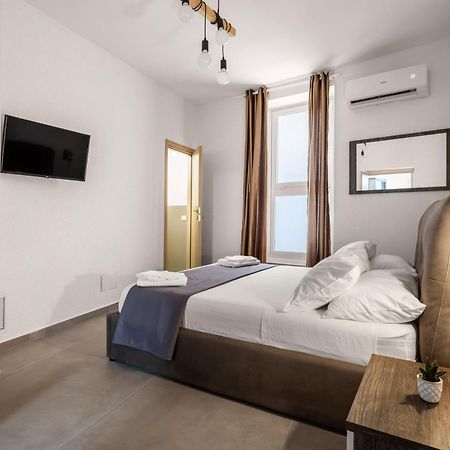 G E B Central Apartment Palermo Exterior photo